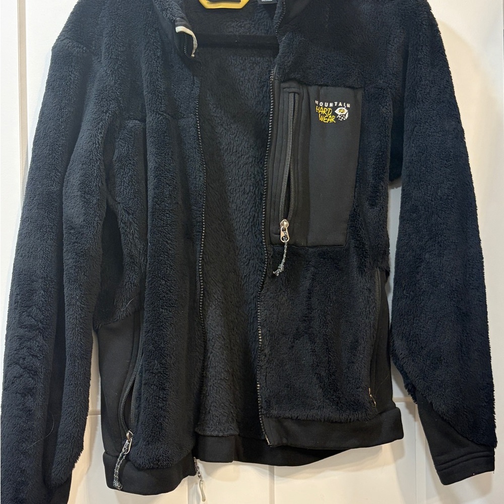 Mountain Hardware Black  Fleece Jacket with Zipper Med.